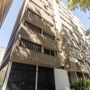 Venta Apartamento 3 Dormitorios En La Aguada. Con Renta