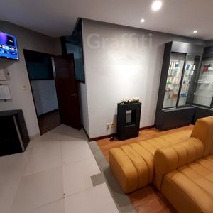 Oficina/consultorio En Venta En La Calle 9 De Calacoto