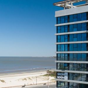 Venta Y Alquiler Apartamentos Malvin Sobre La Rambla