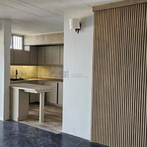 Ei Alquila Apartamento De Dos Dormitorios Y Garage En La Rambla De Malvín
