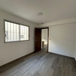 Se Alquila Apartamento De Un Dormitorio Con Balcón En Parque Batlle