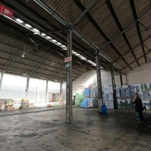 Venta Local Industrial En Aguada Av. Rondeau 5.300 Metros