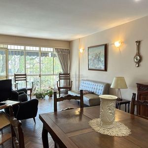 Si Vende Apartamento 2 Dormitorios Servicio Completo Garaje Pocitos