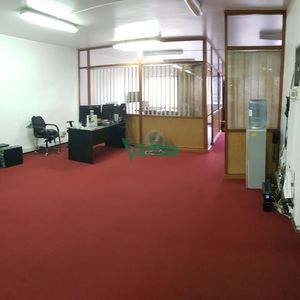 Muy Buen Edificio De Oficinas En Galeria Libertador