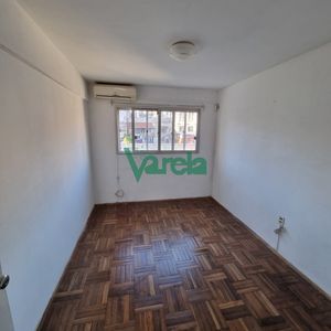 Venta Apartamento Cordon 2 Dormitorios, A Mts De 18 Con Renta