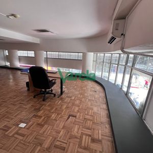 Alquiler Oficina Amplia Sobre 18 Cordon Luz Va En El Precio