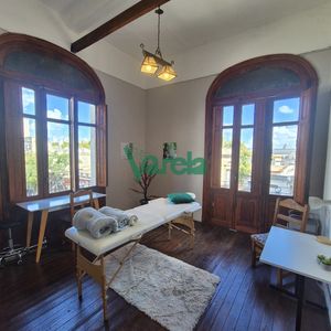 Venta Casa 6 Dormitorios Cordon Fernandez Crespo Esq La Paz