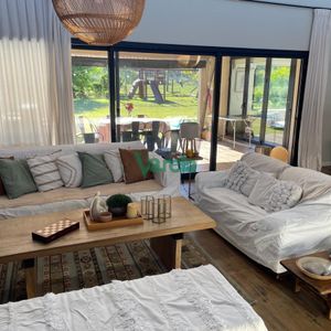 Venta Casa En Mirador De La Tahona, 3 Y Servicio, 240 M2 En 1000 M2 De Terreno