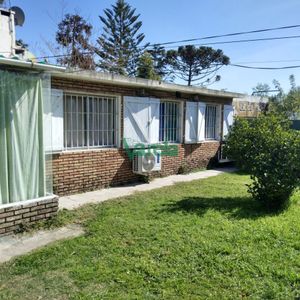Venta De Casa Pinamar Sur, 2 Dormitorios, Garage