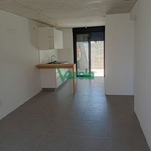 Venta Casa Malvín Norte, 2 Dormitorios, 1 Baños, Patio Con Parrillero