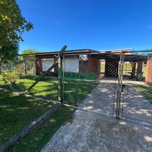 Venta De Casa En Salinas, 2 Dormitorios, Estufa Leña, Parrillero