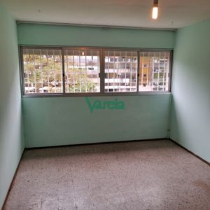 Euskalerria 71 Venta Apartamento 3 Dormitorios Impecable, Cerramientos En Aluminio, Con Mejorass