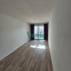 Venta De Apartamento, Pocitos, 1 Dormitorio Con Terraza Y Patio