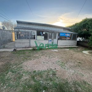Inversion, Venta Local Comercial Y Tres Apartamentos, Los Aromos