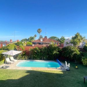 Excelente Casa Carrasco Sur 4 Dormitorios Gran Fondo Con Piscina