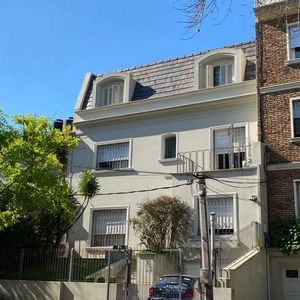 A Metros De Av.ponce Y Ricaldoni ,410m2 C/ Barbacoa Y Piscina