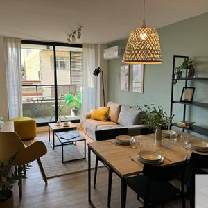 Apartamento En Venta De 2 Dormitorios En Tres Cruces