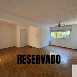 Apartamento 3 Dormitorios  C/ Cochera En Prado