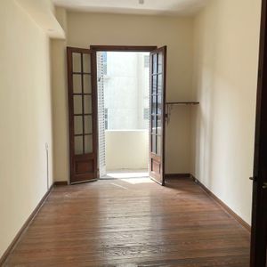 Ideal Inversores !! Excelente Construcción En El Corazón De Ciudad Vieja !!