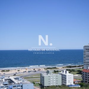 Monoambiente En  Edificio Chronos  A Metros Del Mar , Punta Del Este