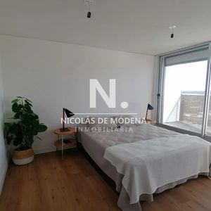 Venta Apartamento De 2 Dormitorios En Malvín, Piso Alto. Edificio Distrito M