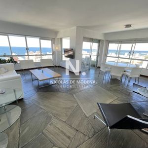 Apartamento De 3 Dormitorios En Península, Punta Del Este Con Vista Al Mar