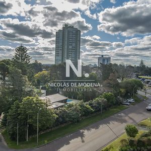 Venta Apartamento De 3 Dormitorios En Zona Roosevelt, Punta Del Este.