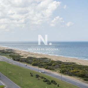 Hermoso Departamento En Venta Con Agradable Vista Al Mar-torre Le Parc