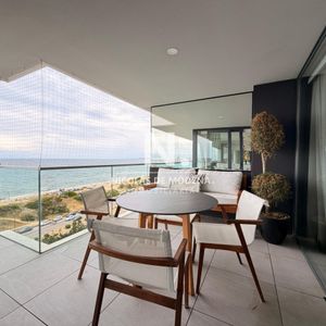 Departamento Comodo Con Hermosa Vista En Venta