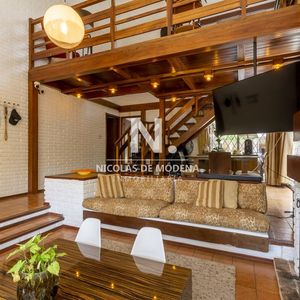 Vende Casa En Venta De 4 Dormitorios, En Playa Mansa, Punta Del Este