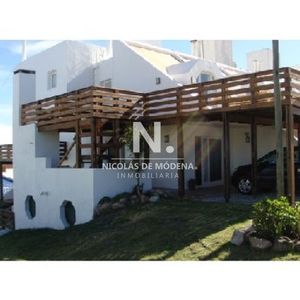 Apartamento En La Barra, 3 Dormitorios *