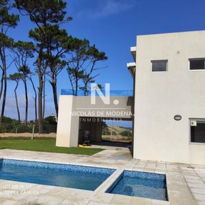 Casa A La Venta En Chihuahua Punta Del Este 3 Dormitorios Y Piscina