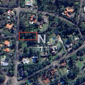 Terreno En Venta En El Golf, Punta Del Este.