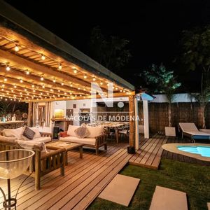 Casa En Venta De 5 Dormitorios En Mansa- Punta Del Este