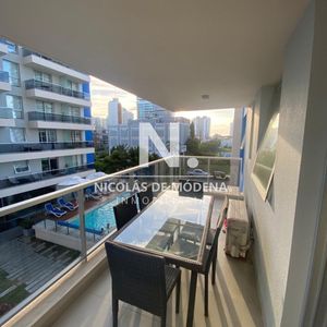 Departamento De 2 Dormitorios Y Medio En Venta En Punta Del Este
