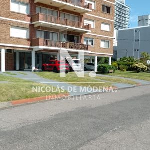 Apartamento En Venta De 1 Dormitorio Punta Del Este , Playa Brava