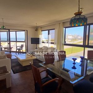 En Alquiler Departamento De 3 Dormitorios En Brava Punta Del Este