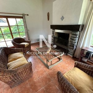 Vende Casa Con Gran Terreno En Pinares, Punta Del Este