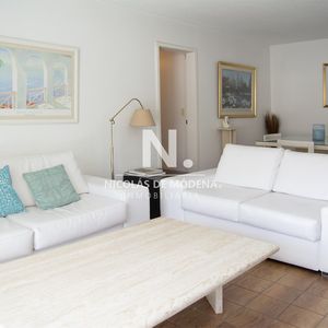 Apartamento De 2 Dormitorios En Venta , Roosevelt , Punta Del Este