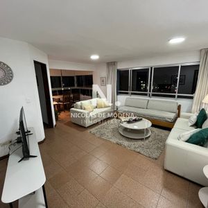 Vende Apartamento De 2 Dormitorios En Punta Del Este