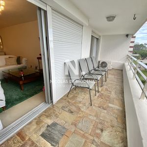 Vende Impecable Apartamento De 3 Dormitorios, En Mansa, Punta Del Este