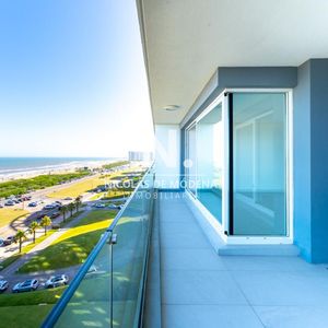 Se Vende Apartamento Con Vista Inigualable Al Mar, De 3 Dormitorios En Brava, Punta Del Este.. Torrele Parc III