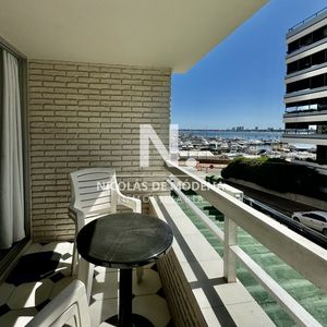 Venta De Apartamento De 1 Dormitorio En Península, Sobre Gorlero