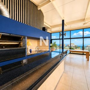 Departamento En Portofino Con 2 Garajes Y Hermosa Vista Al Puerto, Punta Del Este