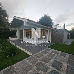 Playa Mansa , Casa De 2 Dormitorios