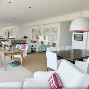 En Venta Apartamento De 3 Dormitorios En Brava, Punta Del Este.