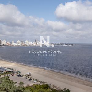 Apartamento En Mansa - Punta Del Este En Venta De 3 Dormitorios.