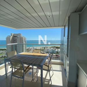 Oportunidad En Venta De Apartamento De 2 Dormitorios En Mansa,punta Del Este. Torre Miami Boulevard