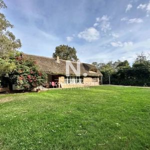 Vende Casa En Punta Del Este, De 6 Dormitorios.