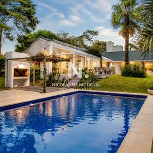 Elegante Residencia En Venta En San Rafael Proximo Al Mar